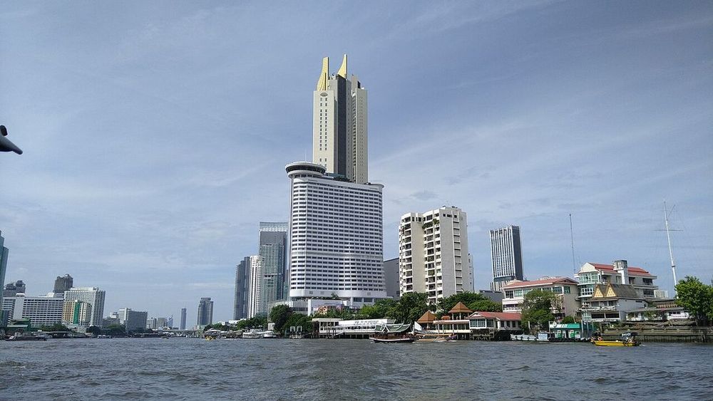 湄南河与摆渡船 实景图 3/6